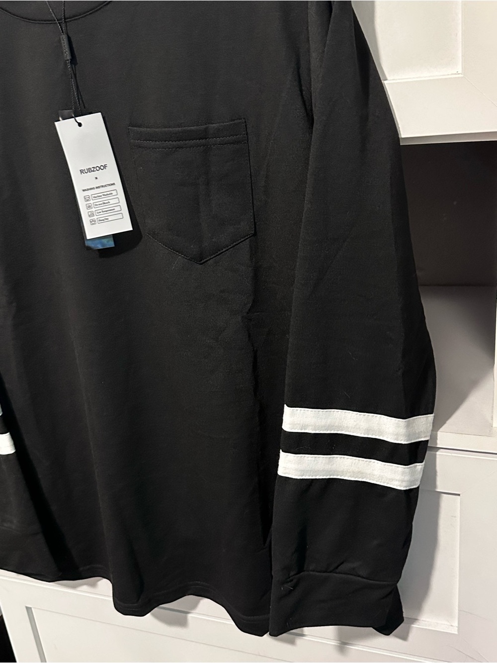 RUBZOOF Black White Varsity Stripe Long Sleeve Pocket Top Size L NWT - Picture 5 of 7